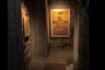 Expoziția „PRIVIREA DINTRE PIETRE”